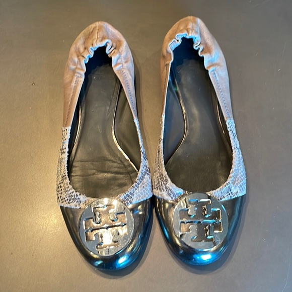 Tory Burch leather ballet flats - Picture 2 of 8